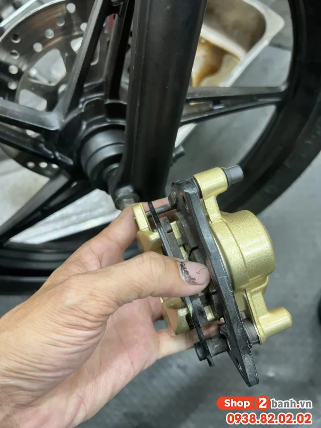 Kiểm tra hệ thống phanh và bảo dưỡng heo dầu thủy lực an toàn