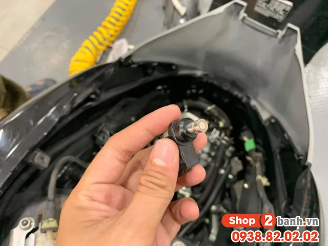 Kim phun sau khi làm sạch bằng máy sóng siêu âm chuẩn ISO