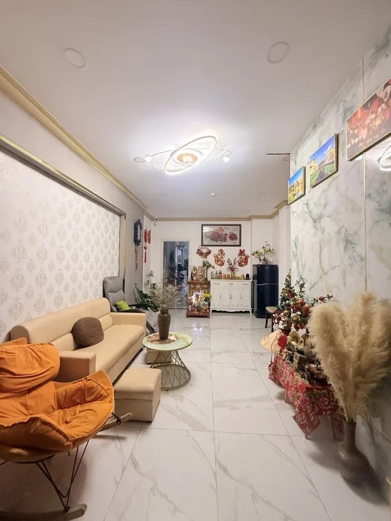 Bán nhà mặt tiền đường Bàu Cát, Tân Bình, Dt 4 x 22m, chỉ 20,3 Tỷ