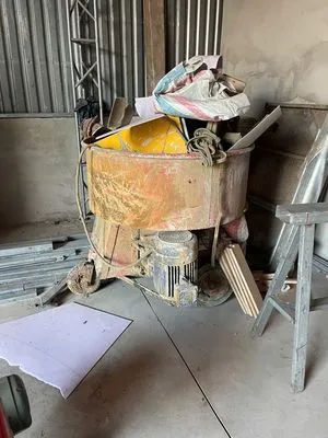 Máy trộn bê tông 7.5HP - Công suất cực mạnh cho các mẻ trộn bê tông đặc độ sụt thấp