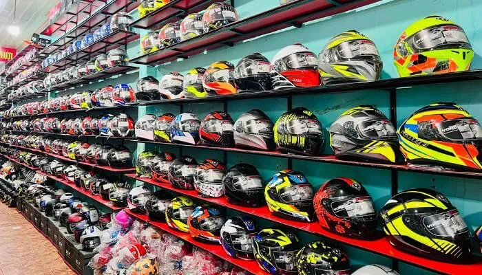 Phụ kiện nón bảo hiểm chính hãng tại Xuân Thành Tân Bình