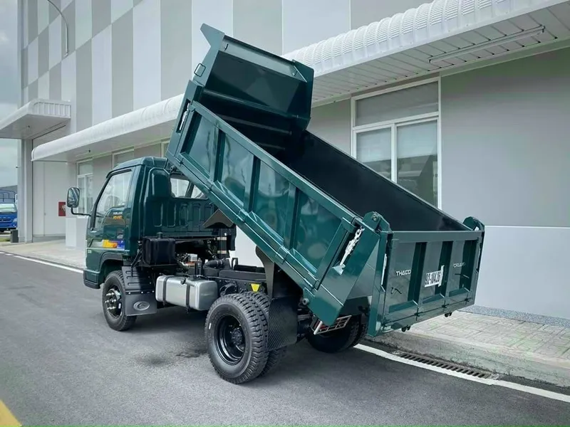 Hệ thống khung gầm và cầu sau gia cường của xe ben Thaco 2 tấn