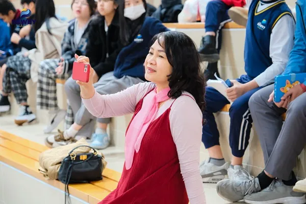 Phụ huynh đồng hành cùng con trong hành trình học tập