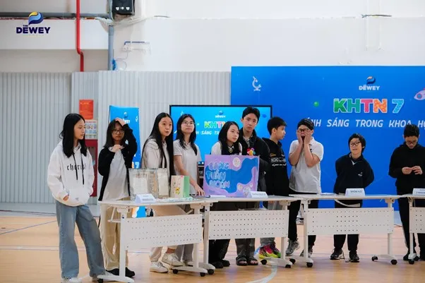 Hoạt động sinh hoạt lớp đầy hứng khởi