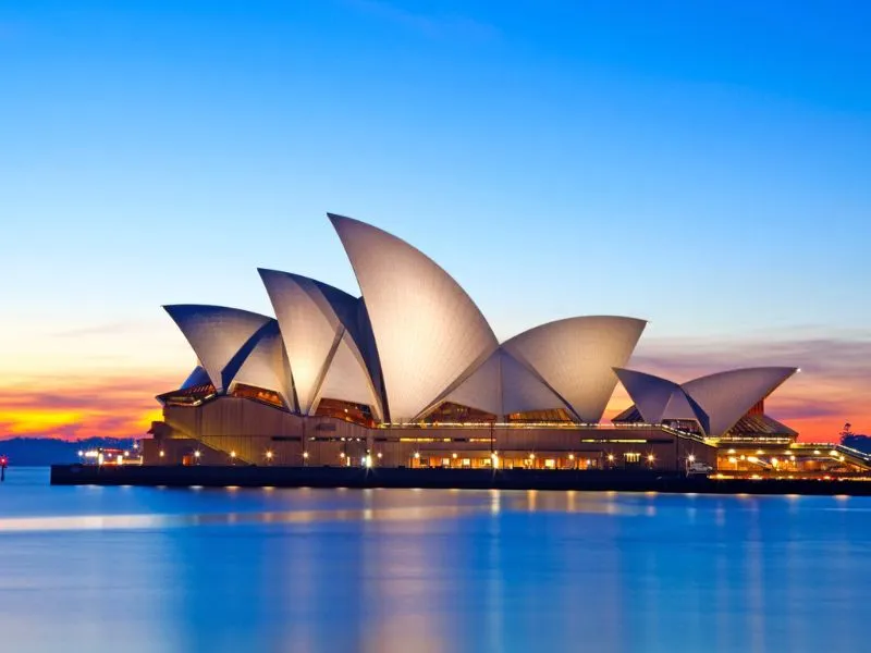 Kiến trúc nổi tiếng thế giới - Nhà hát Opera Sydney là biểu tượng của nền văn hóa Úc hiện đại