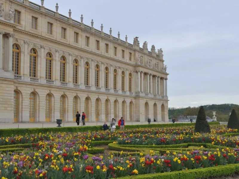 Cung điện Versailles là biểu tượng của hoàng gia Pháp