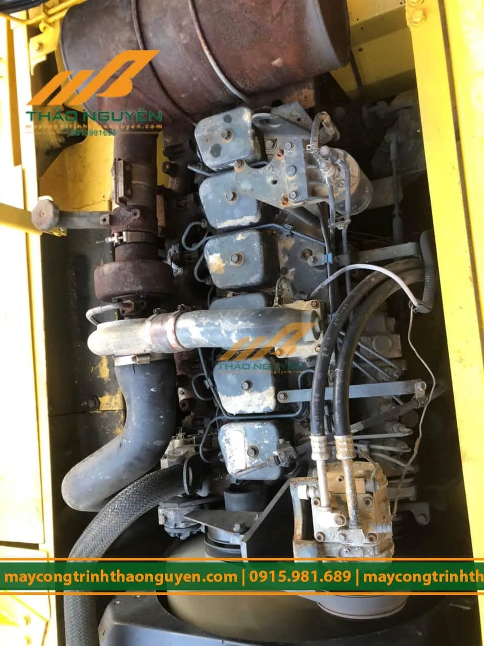 Máy xúc Komatsu PC200-6E đường búa nguyên bản - cabin và cần gầu