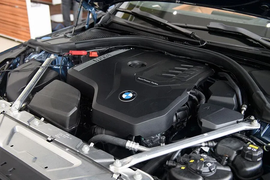 Khối động cơ BMW TwinPower Turbo mạnh mẽ đáp ứng tiêu chuẩn khí thải mới nhất