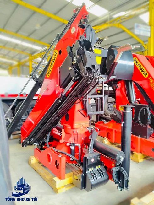 cẩu gập palfinger