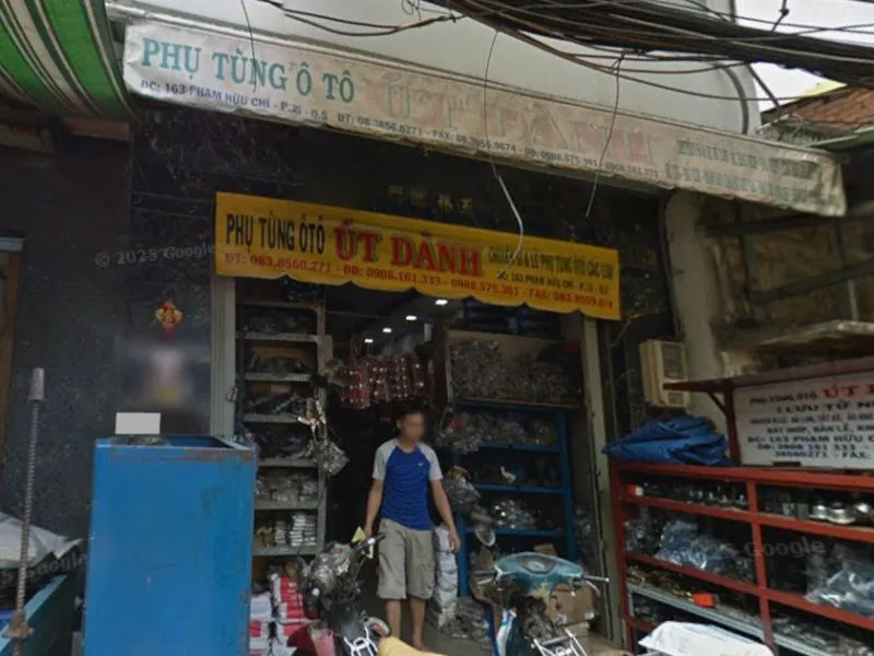 Phụ tùng ô tô Út Dành