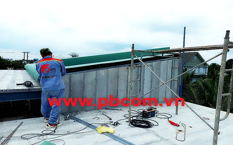 Toàn cảnh công trình nhà bê tông cốt thép lắp ghép hoàn thiện phần thô