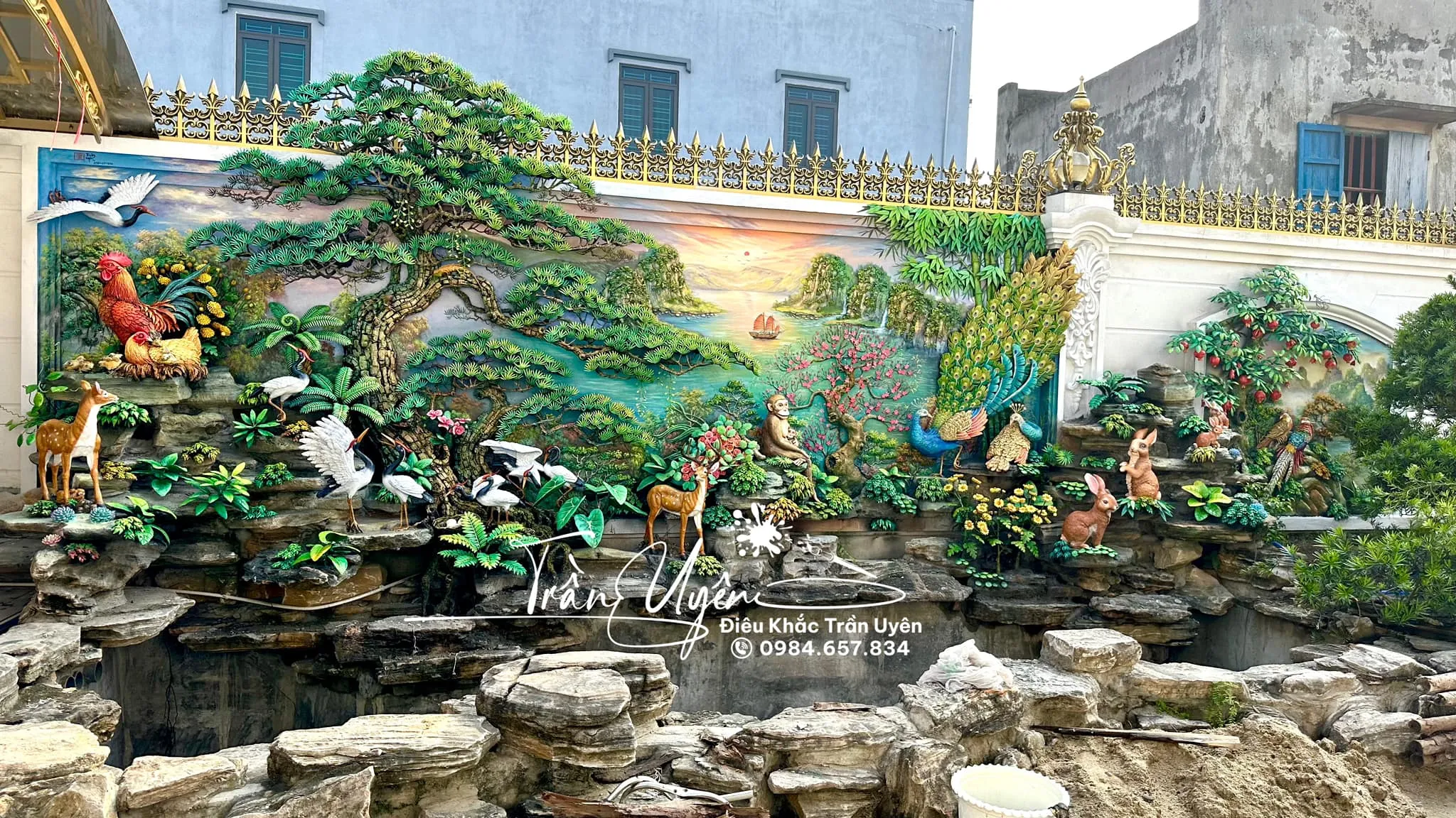 Phù điêu xi măng đắp nổi mang phong cách tân cổ điển