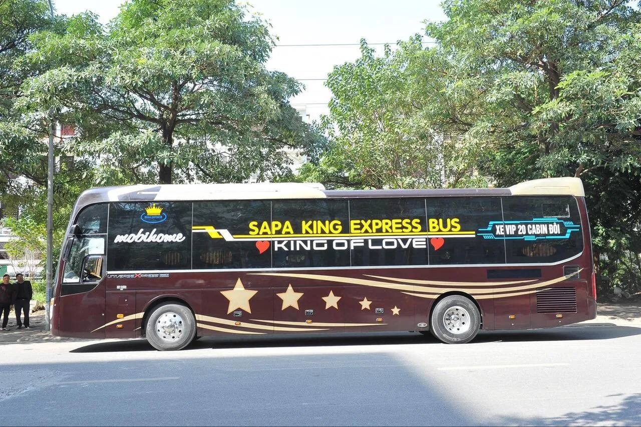 Xe giường nằm King Express Bus vận hành trên tuyến Hà Nội Sapa