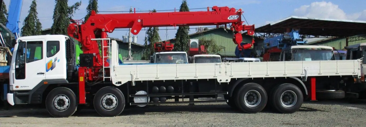 Hệ thống thủy lực mạnh mẽ của cần trục ô tô 16 tấn đáp ứng tần suất làm việc cao