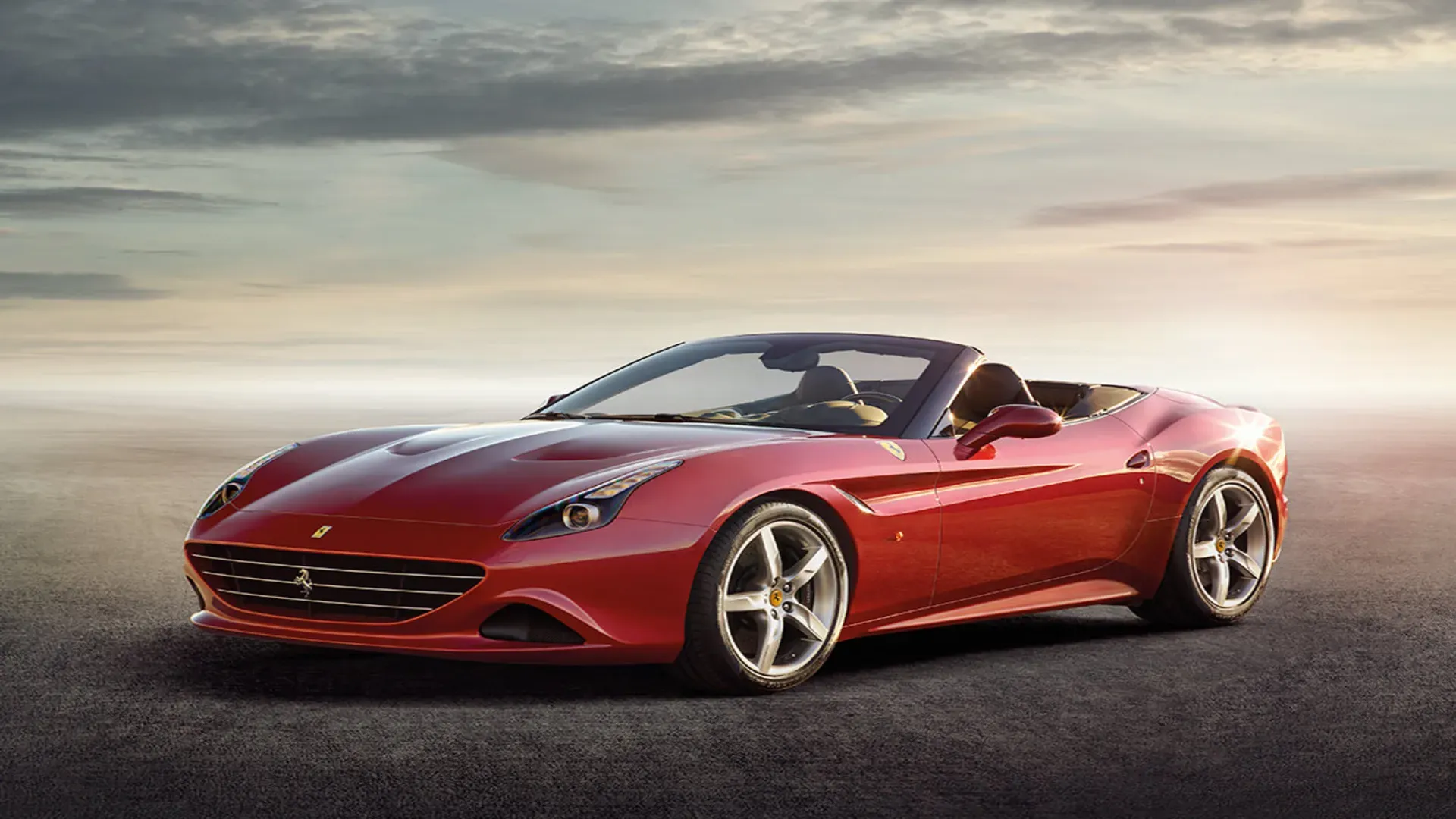 Giá xe Ferrari California T