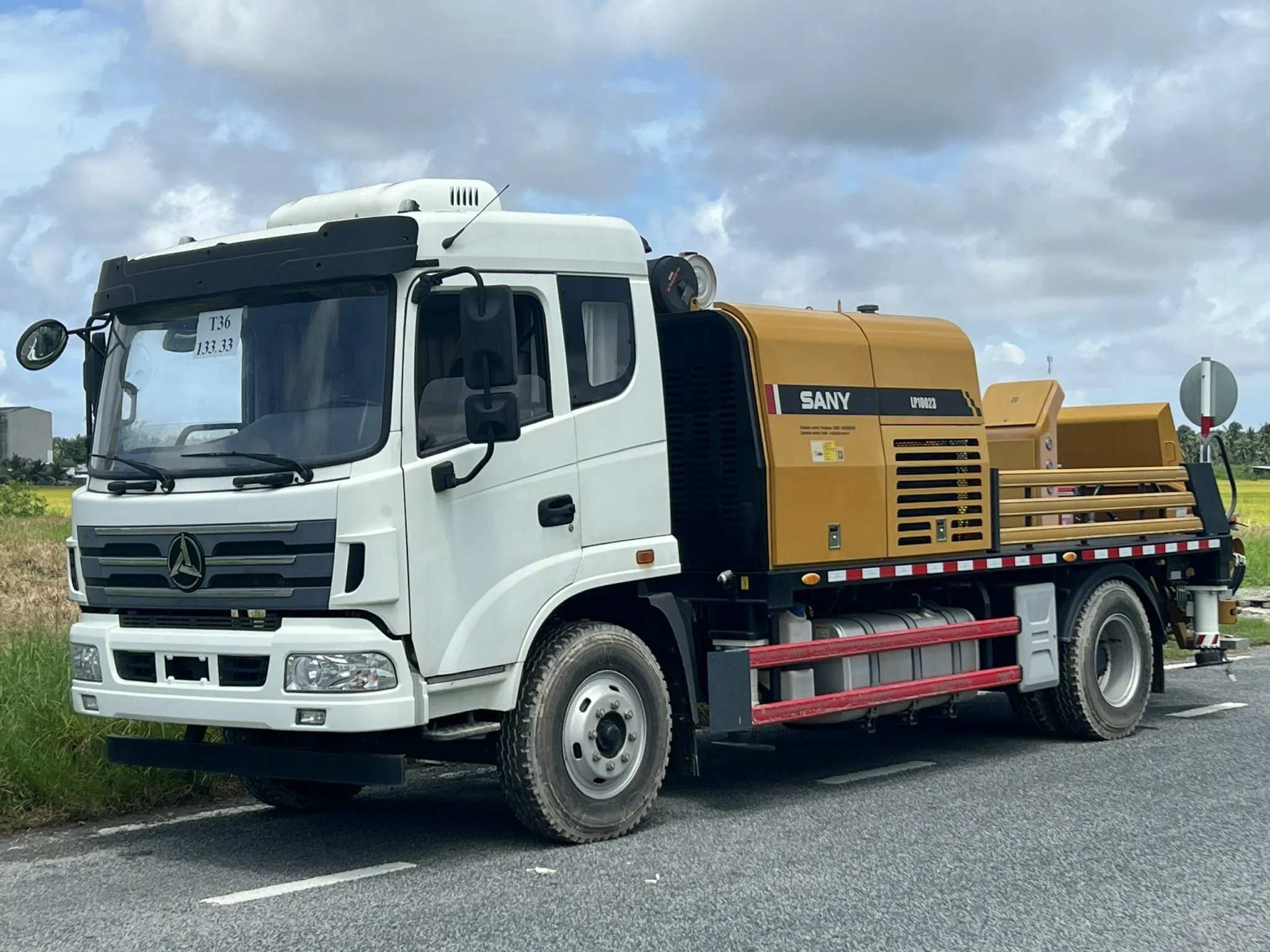 bơm tự hành sany