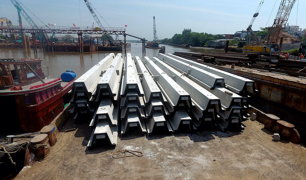 cọc ván-dự-ứng-lực