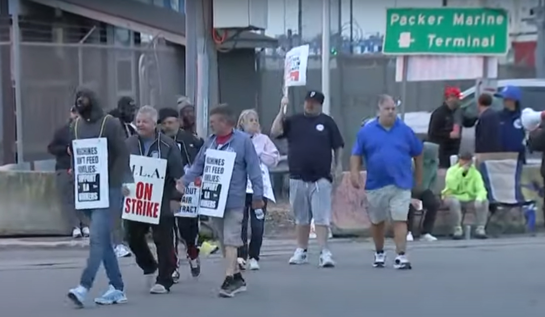 Bảo Dưỡng Bê Tông Sau Khi Đổ Mái: Quy Trình Vàng Đảm Bảo Chất Lượng