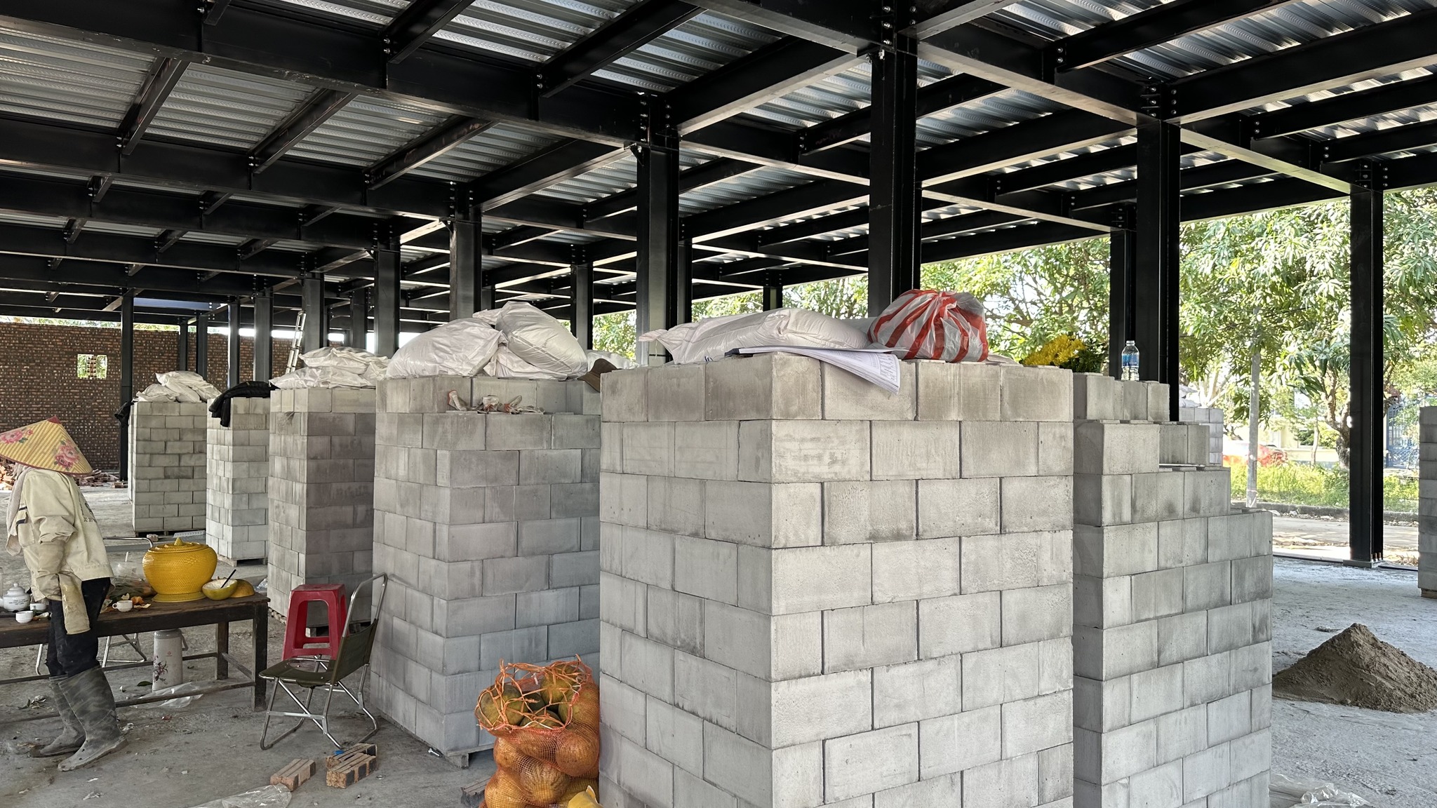 Gạch Bê Tông Bọt CLC: Giải Pháp Xây Dựng Nhẹ, Cách Nhiệt Vượt Trội