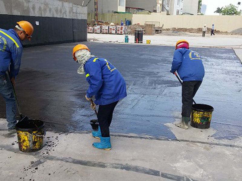 Chống Thấm Mái Nhà Bê Tông Bị Nứt Dột: Giải Pháp Triệt Để 100%