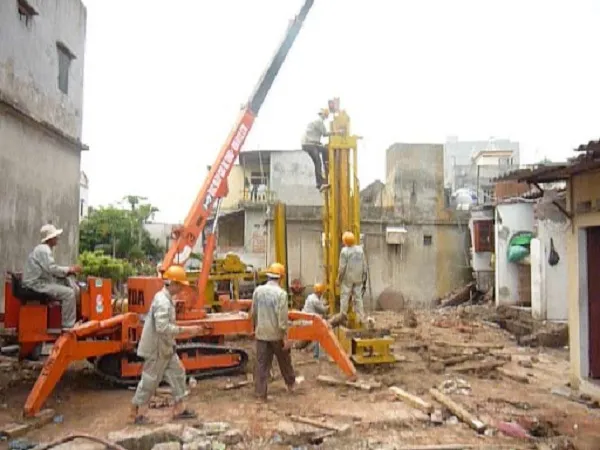 Máy ép cọc bê tông