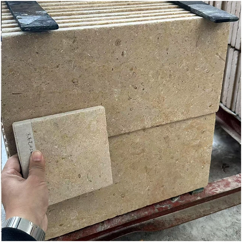 Gạch Bê Tông Lát Sân: Giải Pháp Bền Vững Cho Không Gian Ngoại Thất