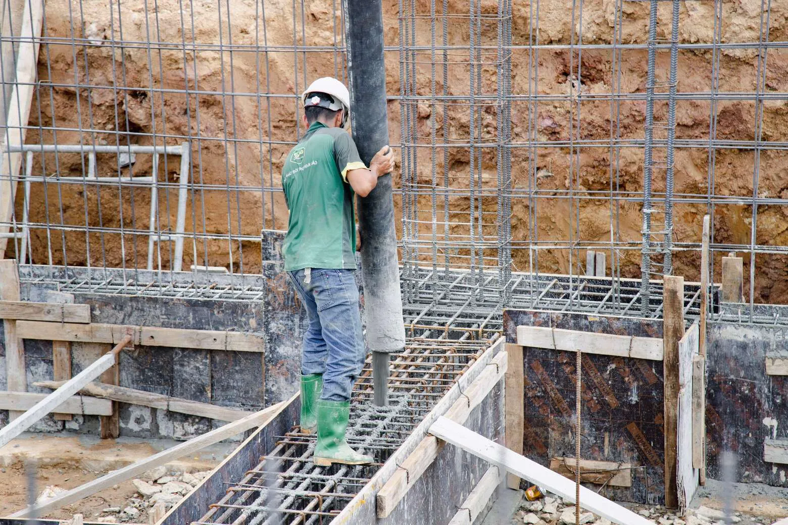 Các yếu tố ảnh hưởng đến chất lượng bê tông tươi (cần lưu ý khi kiểm tra)