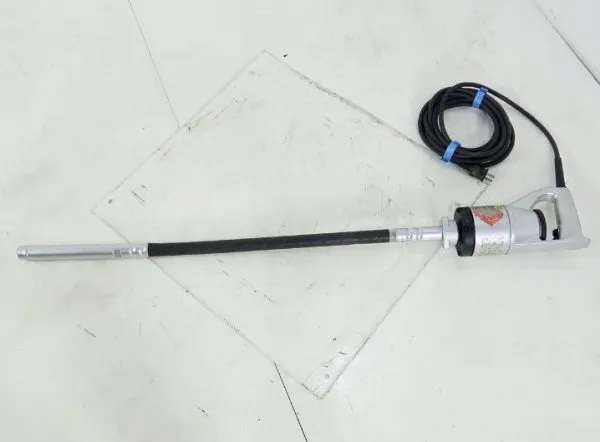 Máy đầm dùi cầm tay Exen E28FP