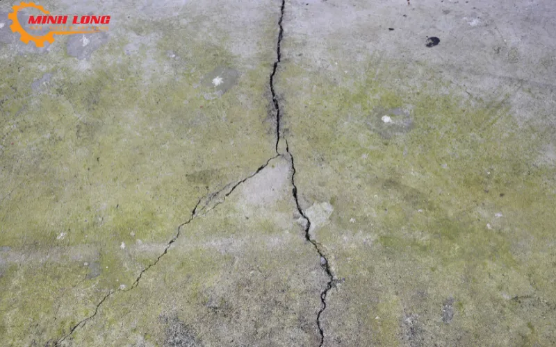 Tác động môi trường gây nứt sàn bê tông