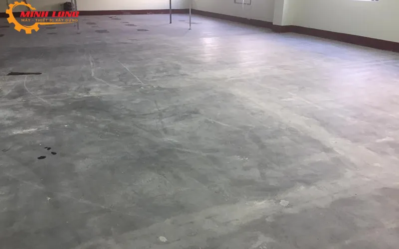 Hình ảnh minh họa sàn bê tông mài nhám với bề mặt có thể bị ảnh hưởng nếu thi công sai kỹ thuật