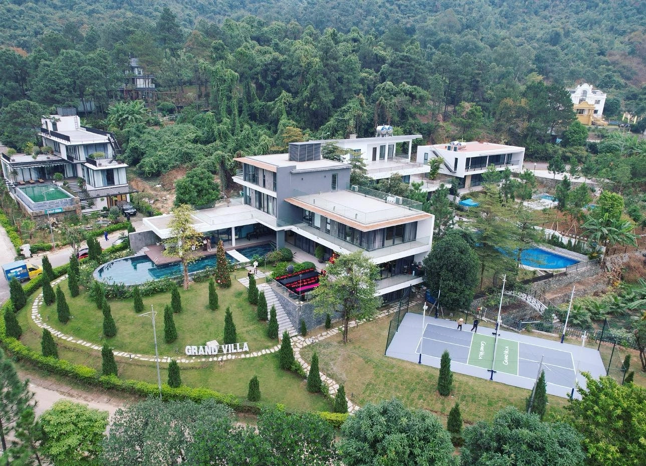 Khuôn Đổ Bê Tông Trang Trí Sân Vườn: Hướng Dẫn Chi Tiết Cho Không Gian Sống Độc Đáo