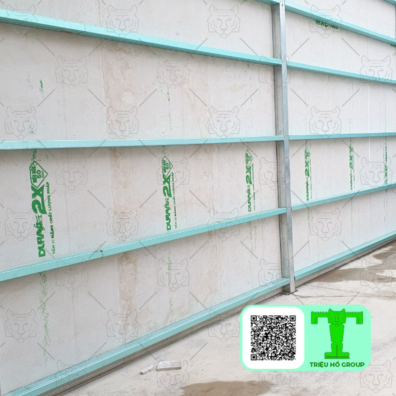 Tấm Bê Tông Nhẹ Vĩnh Tường: Giải Pháp Xây Dựng Hiện Đại Cho Công Trình Việt