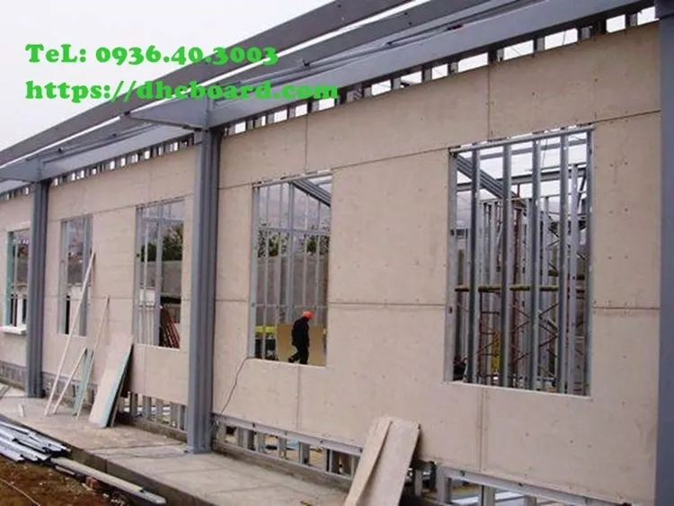 Thi công vách ngăn chịu nước bằng tấm tường bê tông nhẹ cemboard