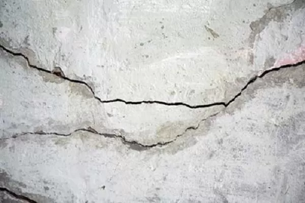 Xử Lý Vết Nứt Tường Bê Tông: Hướng Dẫn Chi Tiết & Hiệu Quả