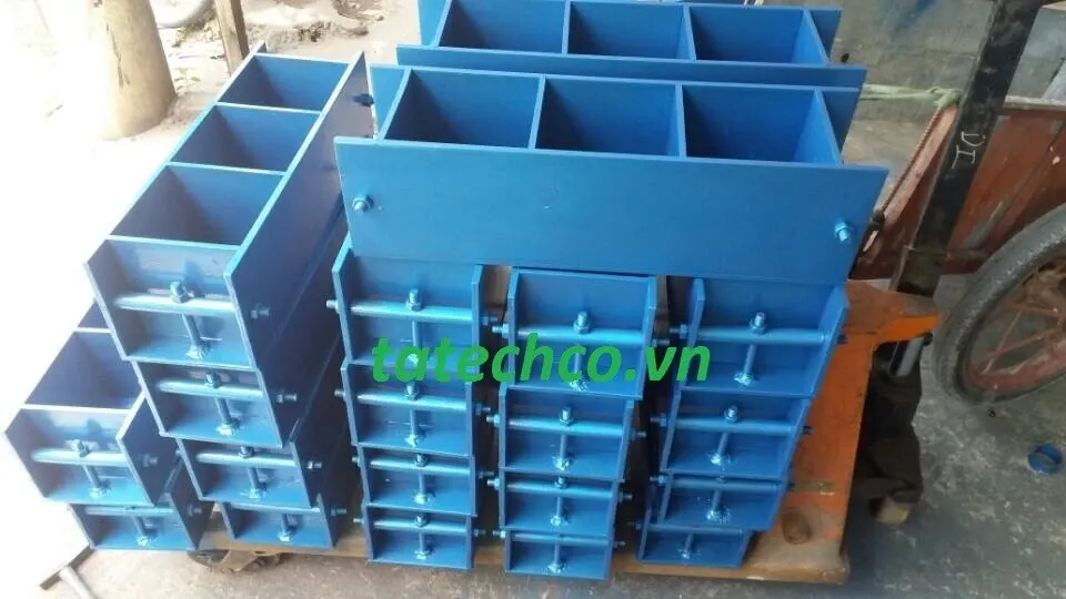Khuôn đúc mẫu bê tông lập phương kép 3 bằng thép CT3