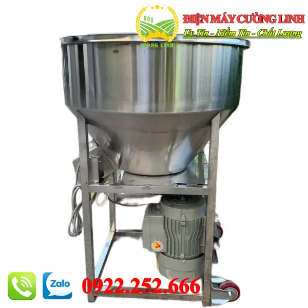 Máy trộn cám trục đứng Inox 50kg thiết bị chế biến thức ăn chăn nuôi chuyên nghiệp.