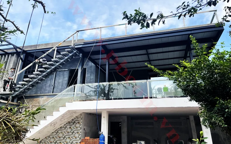 Thi công sàn và tường nhà bê tông cốt thép lắp ghép bằng tấm panel công nghệ cao