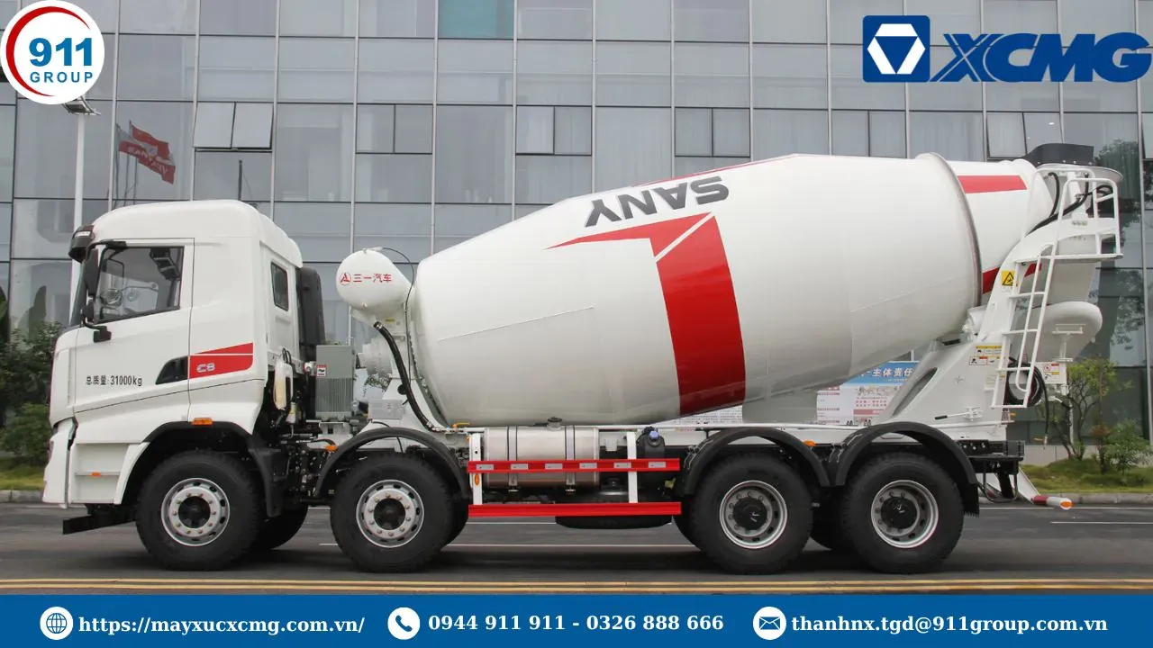 Xe bồn trộn bê tông SANY dung tích 12 khối hoạt động tại công trường hạ tầng năm 2026